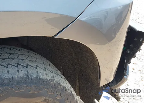 2020 Chevrolet Silverado 1500 4Wd Short Bed Rst from USA, damaged, VIN 3GCUYEED5LG421795